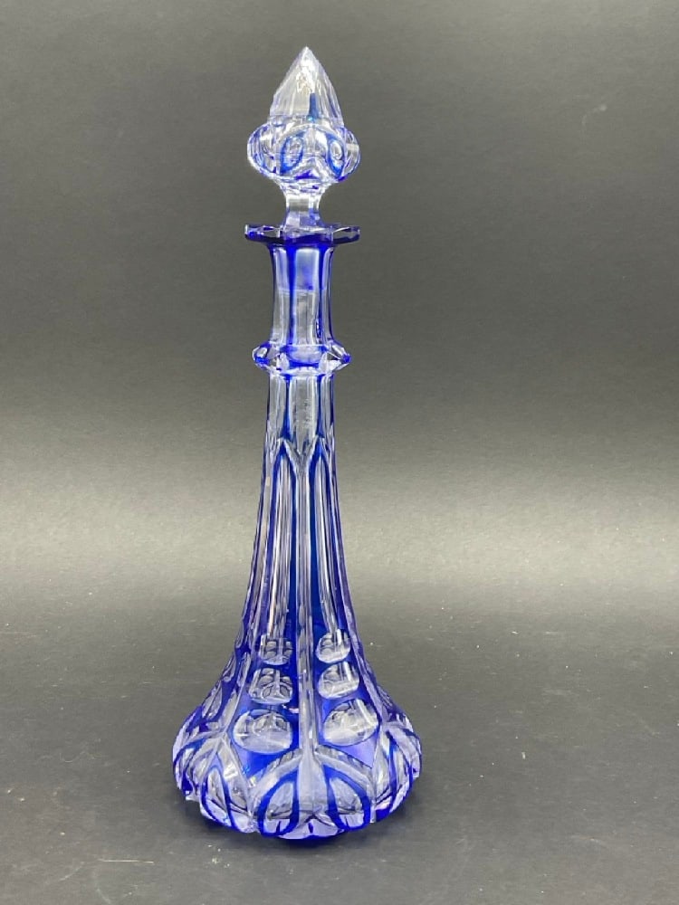 Antique Cobalt Blue Cut to Clear Perfume Bottle: Antique Cobalt Blue Cut to Clear Perfume Bottle.Edge chip noted. Please see photograph preview. Dimensions: 11 1/2” x 4”