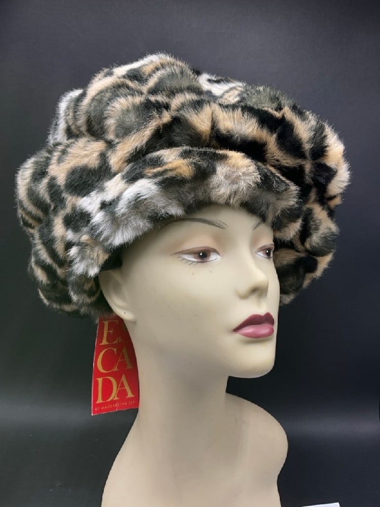 Escada Margaretha Ley Faux Fur NWT Hat: Escada Margaretha Ley Faux Fur NWT Hat.