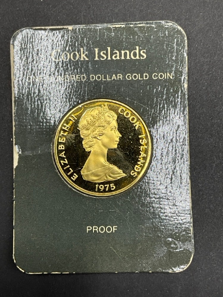 1975 Cook Islands $100 Gold Coin Proof Elizabeth II (1 of 2)
