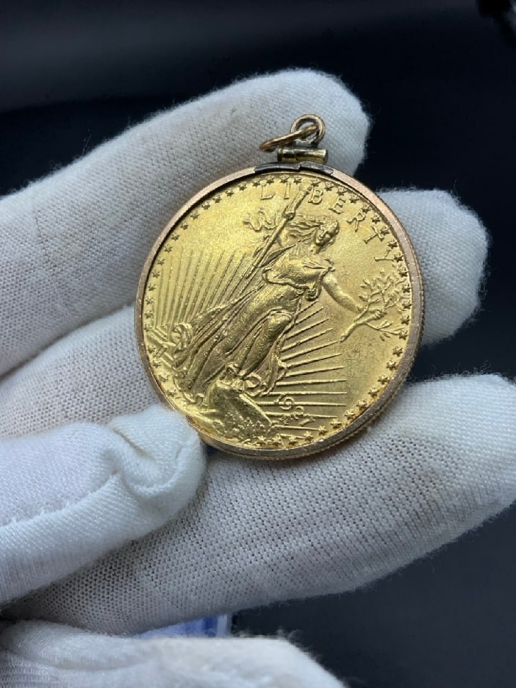 1927 $20 St. Gaudens U.S. Gold Coin (1 of 3)