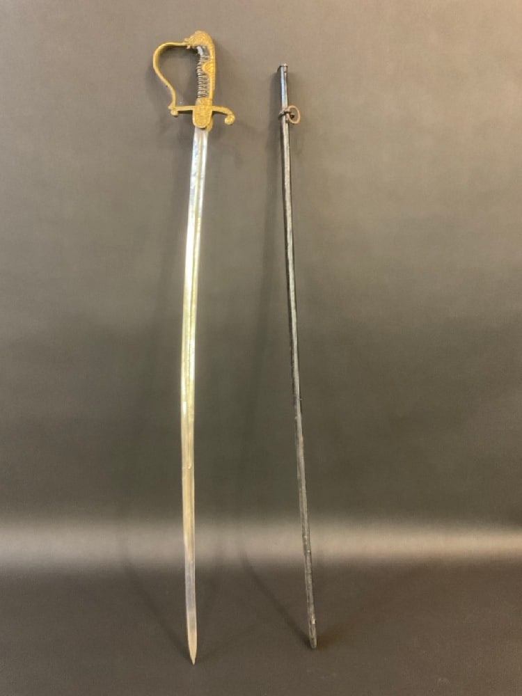 WWI Imperial German Officer's Sword with Scabbard (1 of 8)