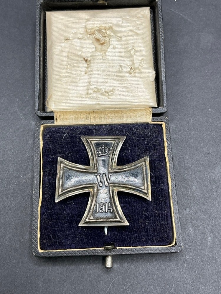 WWI Iron Cross with Original Box 1914 (1 of 6)