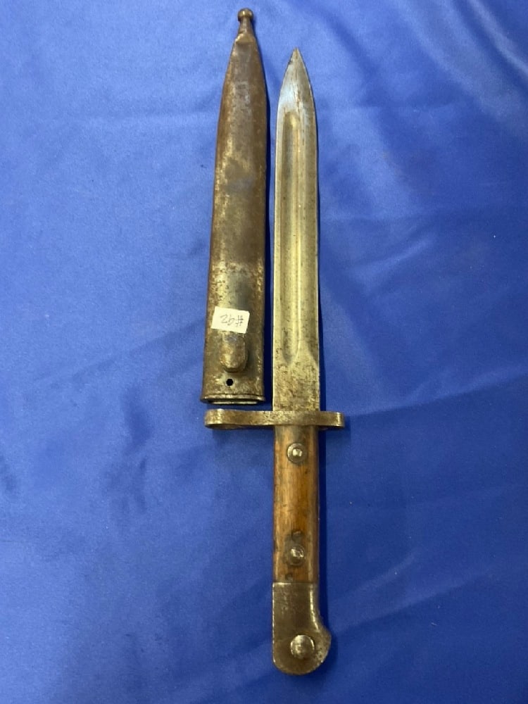 WW1 German Bayonet (1 of 4)