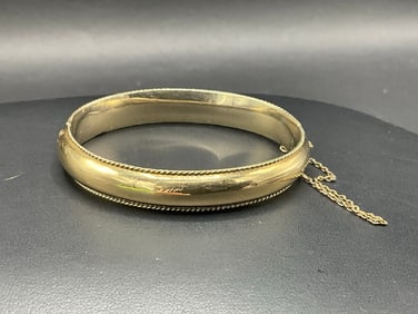 14K Yellow Gold Bangle Bracelet