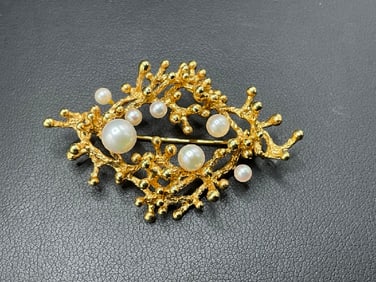 14K Yellow Gold Sea Life Form Brooch with Pearls