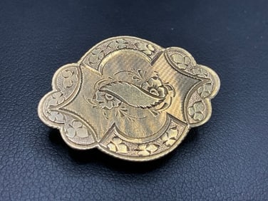14K Yellow Gold Victorian Etched Jewelry Pin