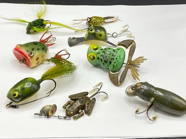 Eight (8)Vintage  Fishing Lures Frogs
