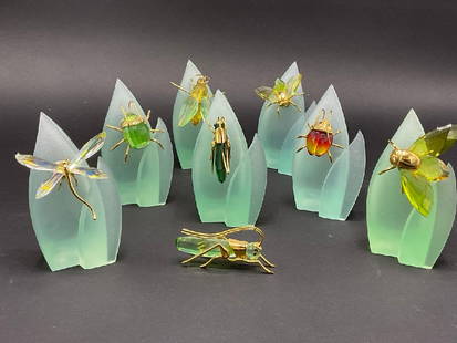 Eight (8) Daniel Swarovski Paradise Collection Crystal Insects: Eight (8) Daniel Swarovski Paradise Collection Crystal Insects.Dimensions: 4 1/2” x 2”