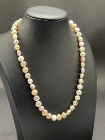 Fine 17" Multi-Colored Pearl Strand Necklace