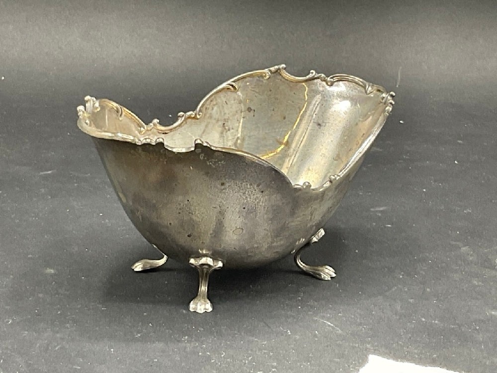 Harris and Schafer Sterling Silver Ice Cream Bowl: Harris and Schafer Sterling Silver Ice Cream Bowl. Total weight: 100 grams. Dimensions: 2 1/2” x 5” x 3”