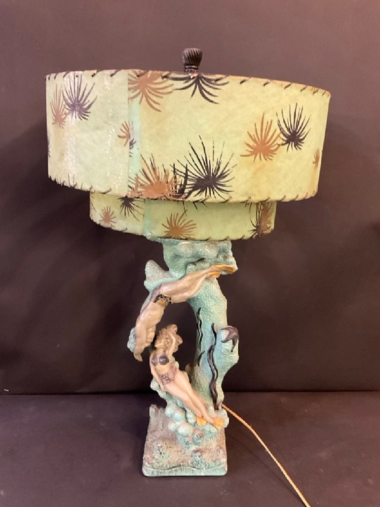 Vintage Joe Wallis MCM Aquatic Theme Chalk Ware Table Lamp (1 of 9)