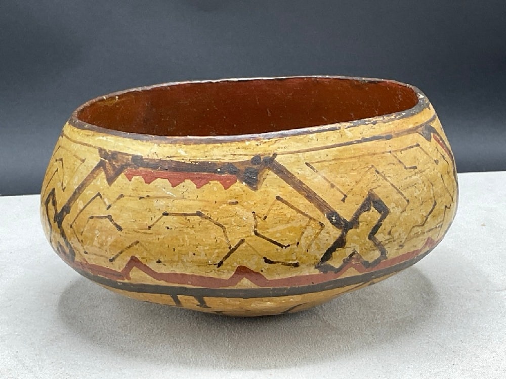 Peruvian Shipibo Pottery Bowl (1 of 6)