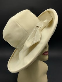 Barnee Ivory Hat with Patten Leather Bow
