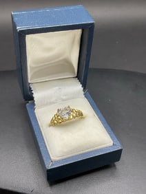 Beverly Hills Gold 14K Size 8 CZ Ring