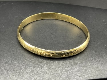 10K Yellow Gold Hinged Bangle Bracelet
