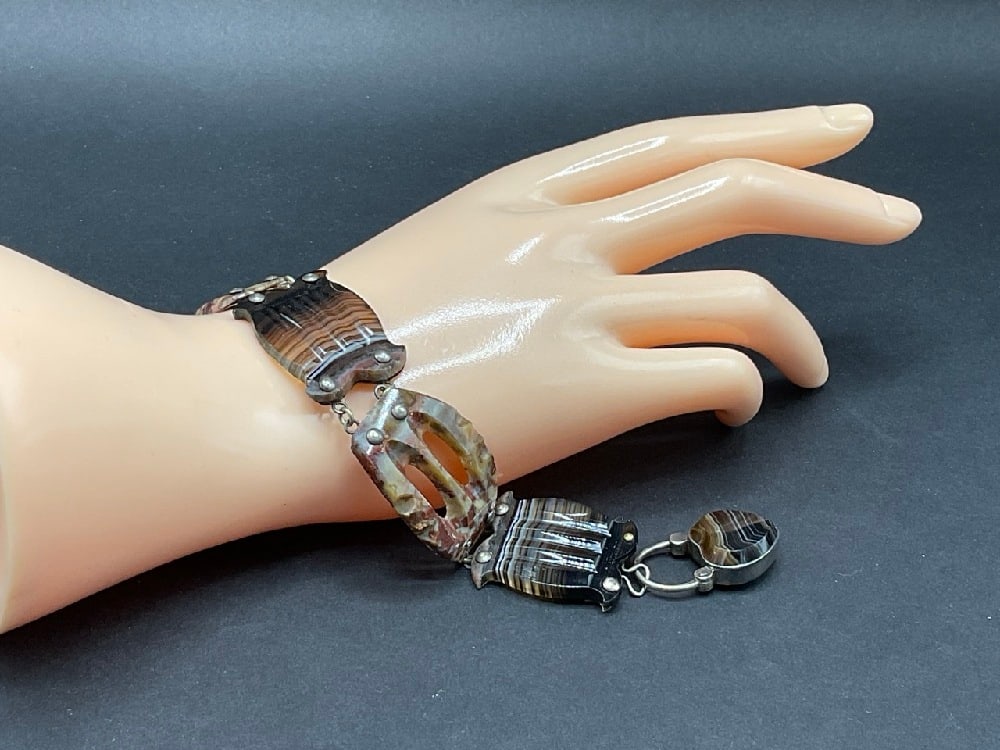 Antique Scottish Agate Bracelet (1 of 5)