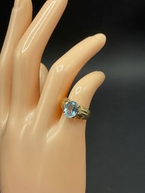 14K Gold Aquamarine and Diamond Ring