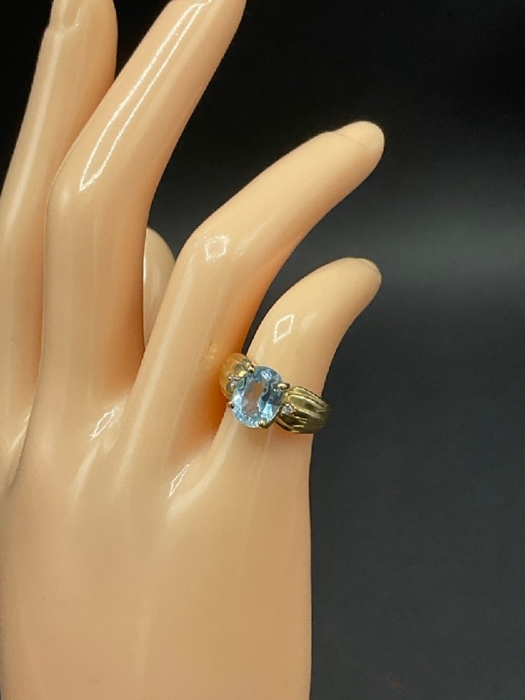 14K Gold Aquamarine and Diamond Ring (1 of 4)