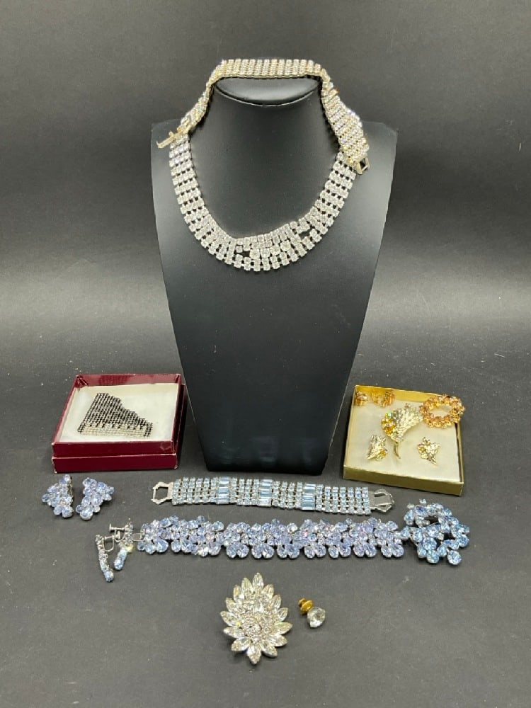 Vintage Estate Compiled Costume Jewelry Group, Bauer, Weiss, Coro, Kramer: Vintage Estate Compiled Costume Jewelry Group, Bauer, Weiss, Coro, Kramer etc. Good Condition, Please See Photograph Preview