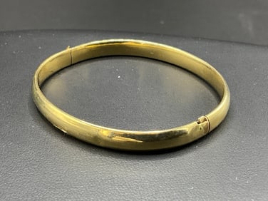 14K Yellow Gold Bangle Bracelet