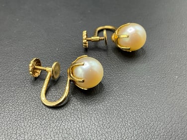 14K Yellow Gold Pearl Earrings