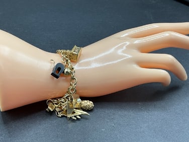 Vintage 14K Yellow Gold Charm Bracelet