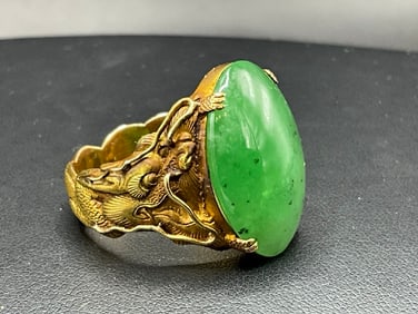 Vintage 14K Yellow Gold Men’s Jade Dragon Ring