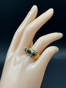 14K Yellow Gold Blue Sapphire Cabochon Ring