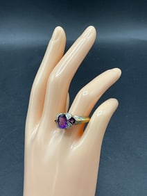 10K Yellow Gold Amethyst and Diamond Ring