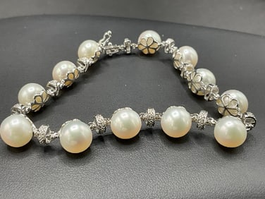 14K White Gold Pearl and Diamond Bracelet