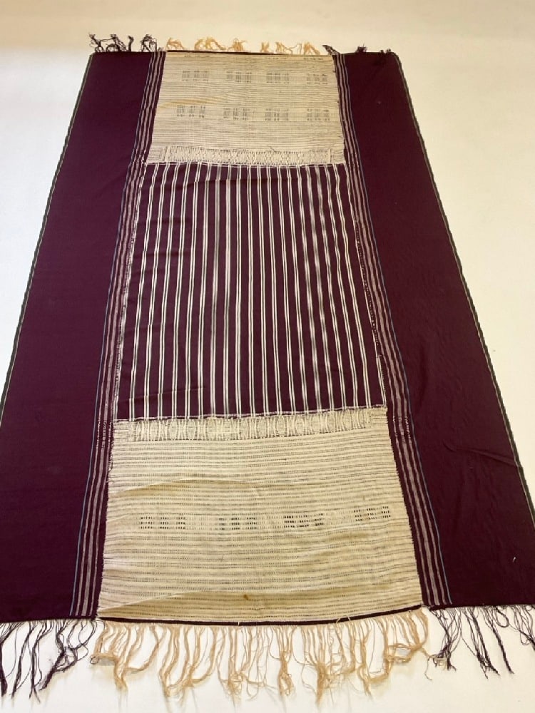 46?? x 80?? Batak North Sumatra Indo Ceremonial Ulos (1 of 4)