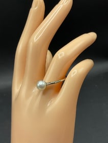 14K White Gold Solitaire Pearl Ring Size 10