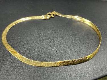 14K Yellow Gold Herringbone Bracelet