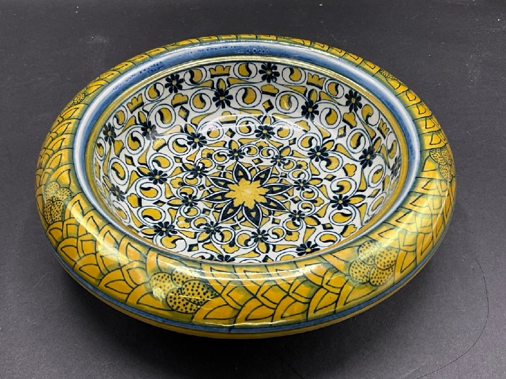 Italian Faience Majolica Bowl (1 of 6)