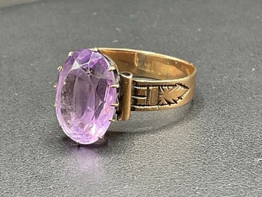 14K Yellow Gold Antique Amethyst Etched Ring