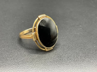 14K Yellow Gold Onyx Ring