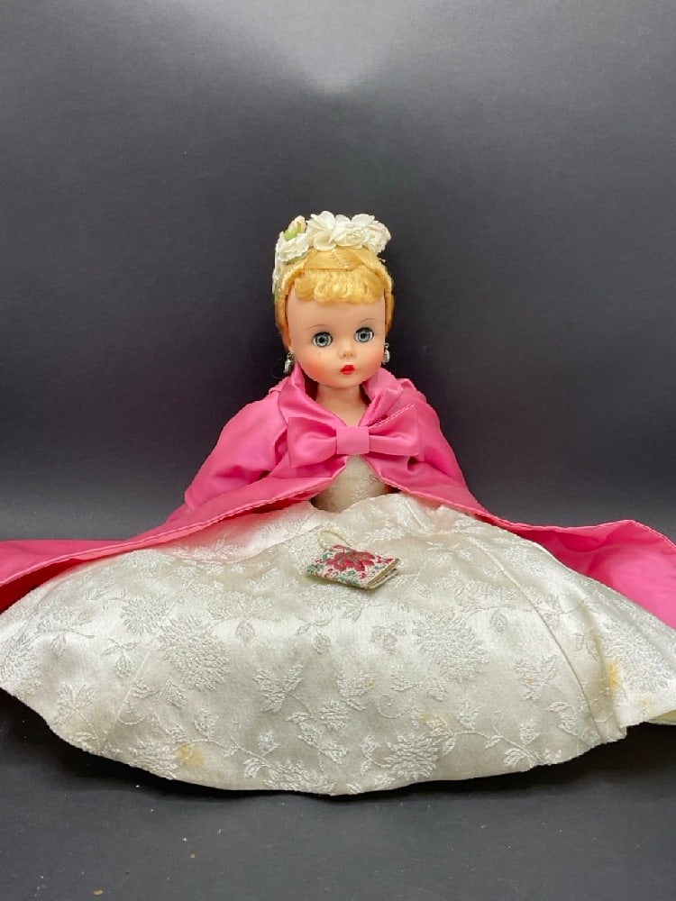 Madame Alexander Elise w/ Opera Coat (1 of 6)