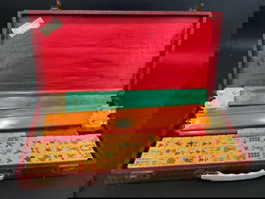Genuine Catalin Mahjong Set c.1930's