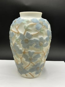 Phoenix Consolidated Glass Dogwood Vase