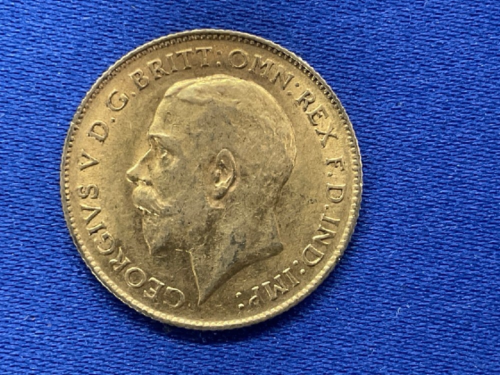 1911 British Gold Coin Half Sovereign (1 of 4)