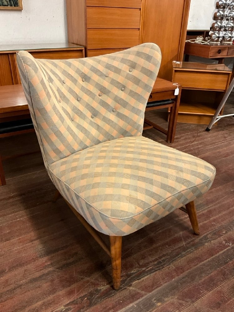 Elias Svedberg Mid Century Modern Upholstered Chair: Elias Svedberg Mid Century Modern Upholstered Chair. Sweden Mid 20th Century.Dimensions: 34 1/2” x 28 1/2” x 30”