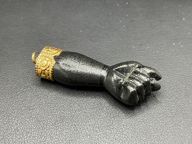 18K Ebonized Wood Blackamoor Jewelry Hand Pendant