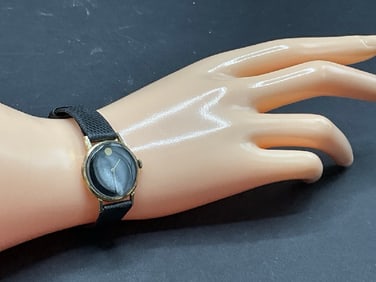 14K Vintage Women's Movado Wristwatch