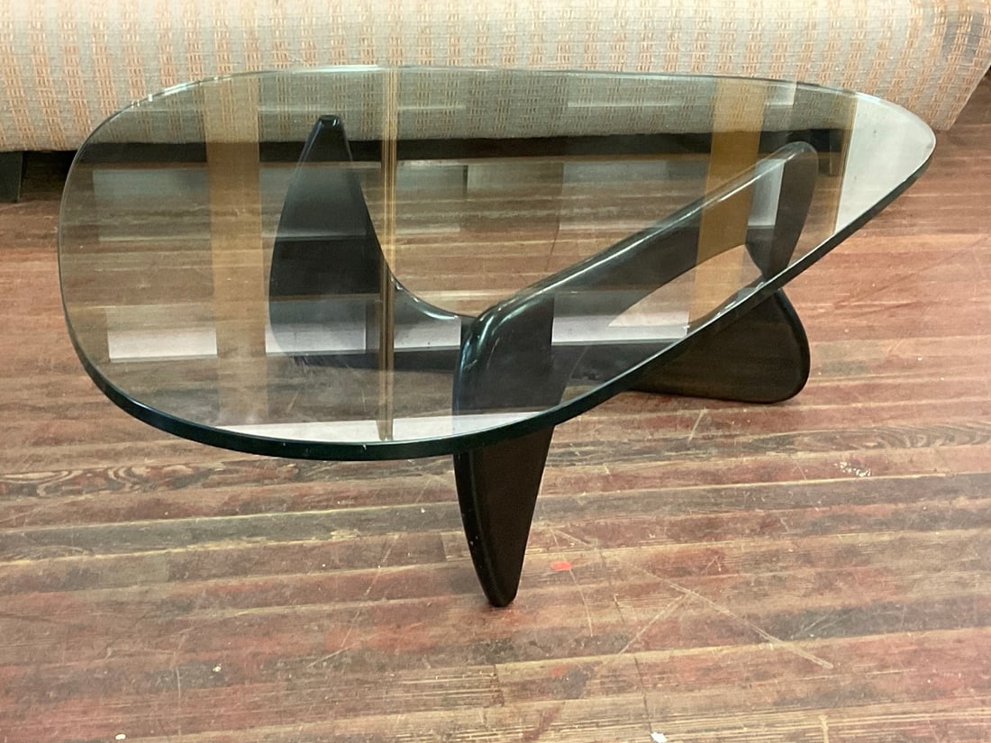 Isamu Noguchi Coffee Table (1 of 10)