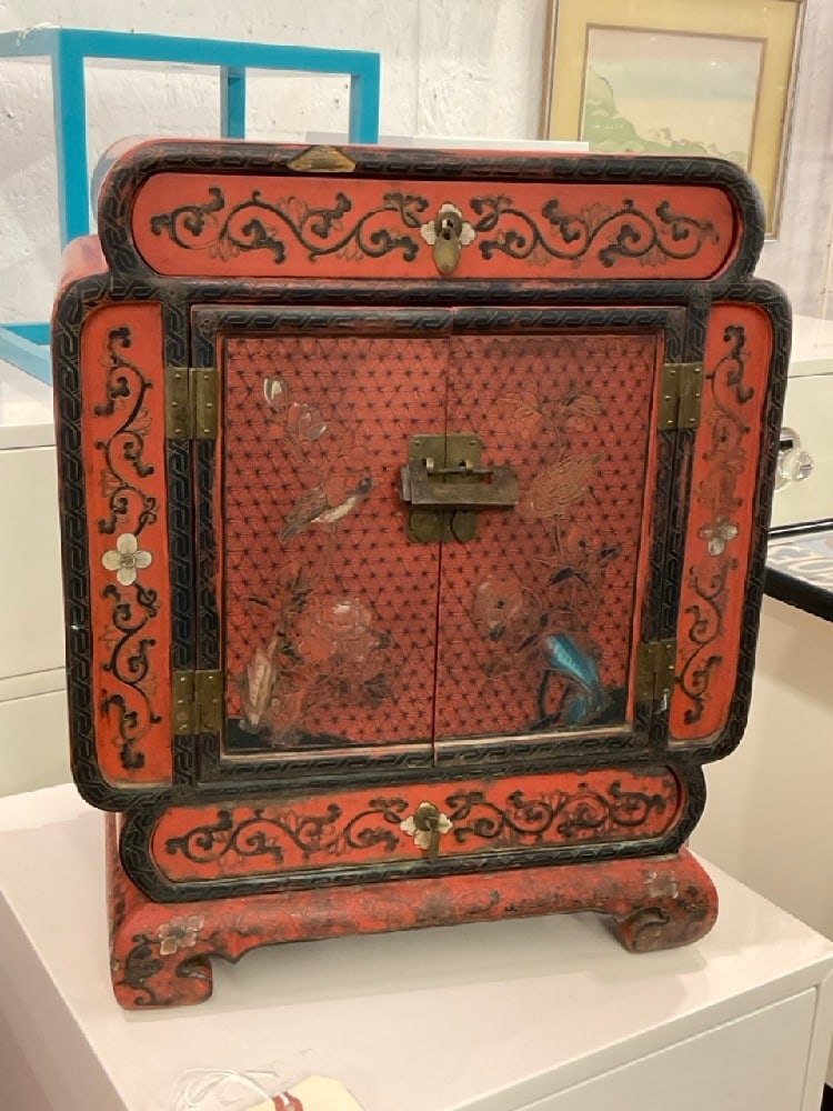 Chinese Red Lacquered Tea Chest (1 of 8)