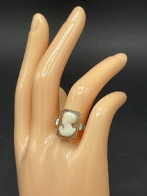 10K Yellow Gold Cameo Ring- As Is