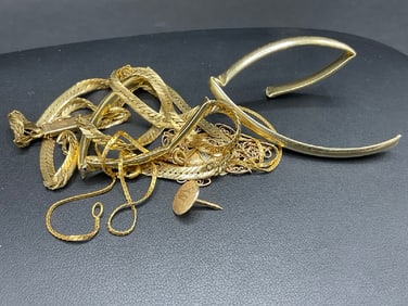 14K Yellow Gold Scrap Jewelry Group