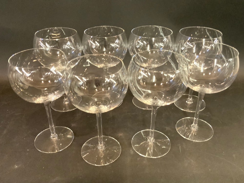 (8) Signed Seneca Crystal Wine Glasses: (8) Signed Seneca Crystal Wine Glasses. Dimensions: 7” x 4”
