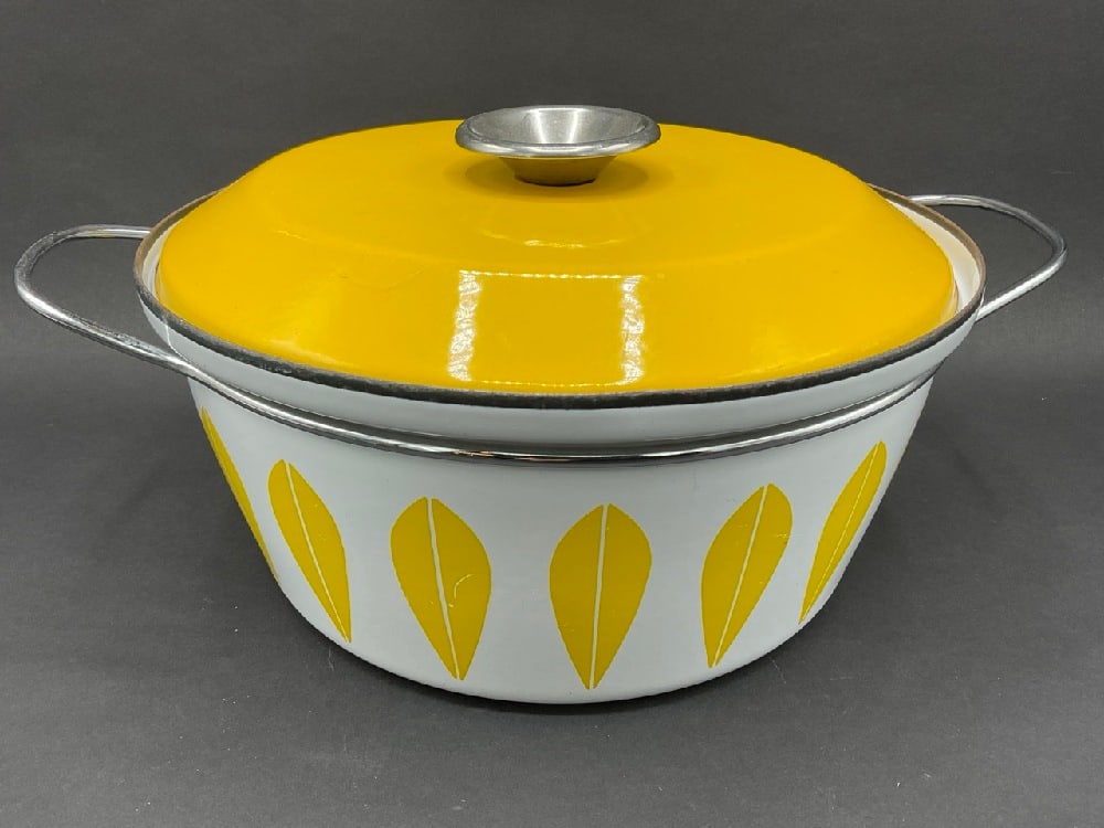 Vintage CatherineHolm Lidded Two Handled Pot (1 of 4)