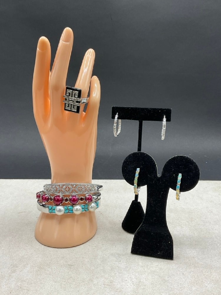 Sterling Silver Jewelry Lot: Sterling Silver Jewelry LotGood Condition, Please See Photograph Preview Dimensions: 8” D Cuffs Total Weight: 89.47 g
